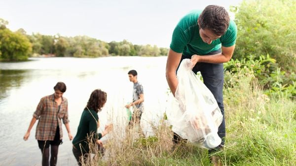 Litter Picking 